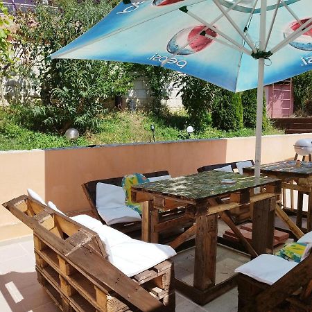 Green, Quiet And Beautiful 1 Apartment Kavarna Exterior photo